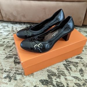 AGL Black Closed Toe Block Heels